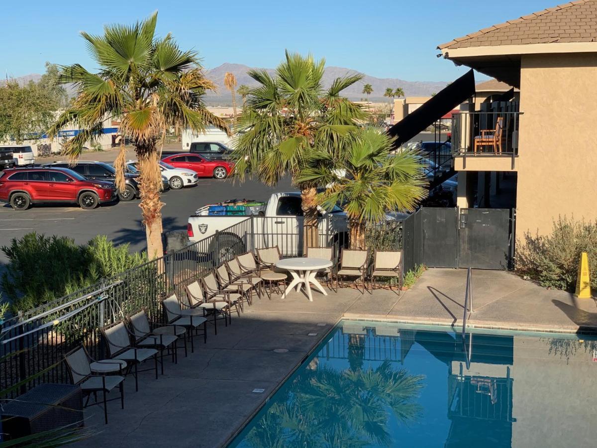 Days Inn By Wyndham Lake Havasu Lake Havasu City Bagian luar foto