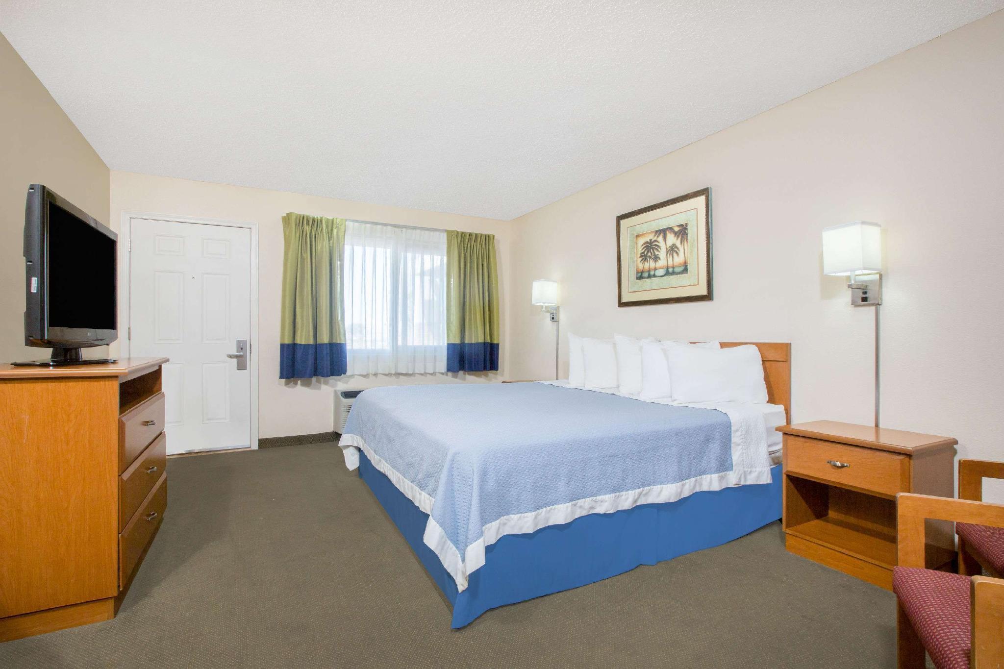 Days Inn By Wyndham Lake Havasu Lake Havasu City Bagian luar foto