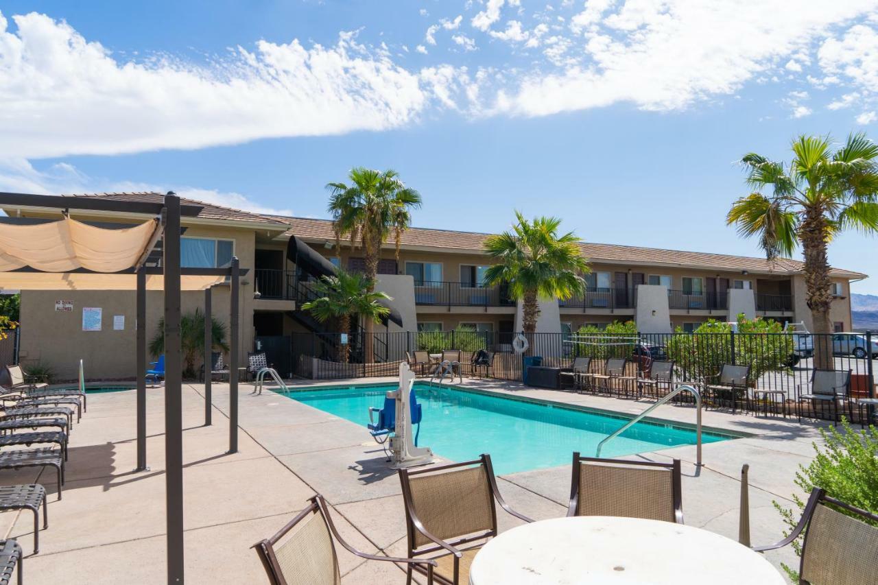 Days Inn By Wyndham Lake Havasu Lake Havasu City Bagian luar foto